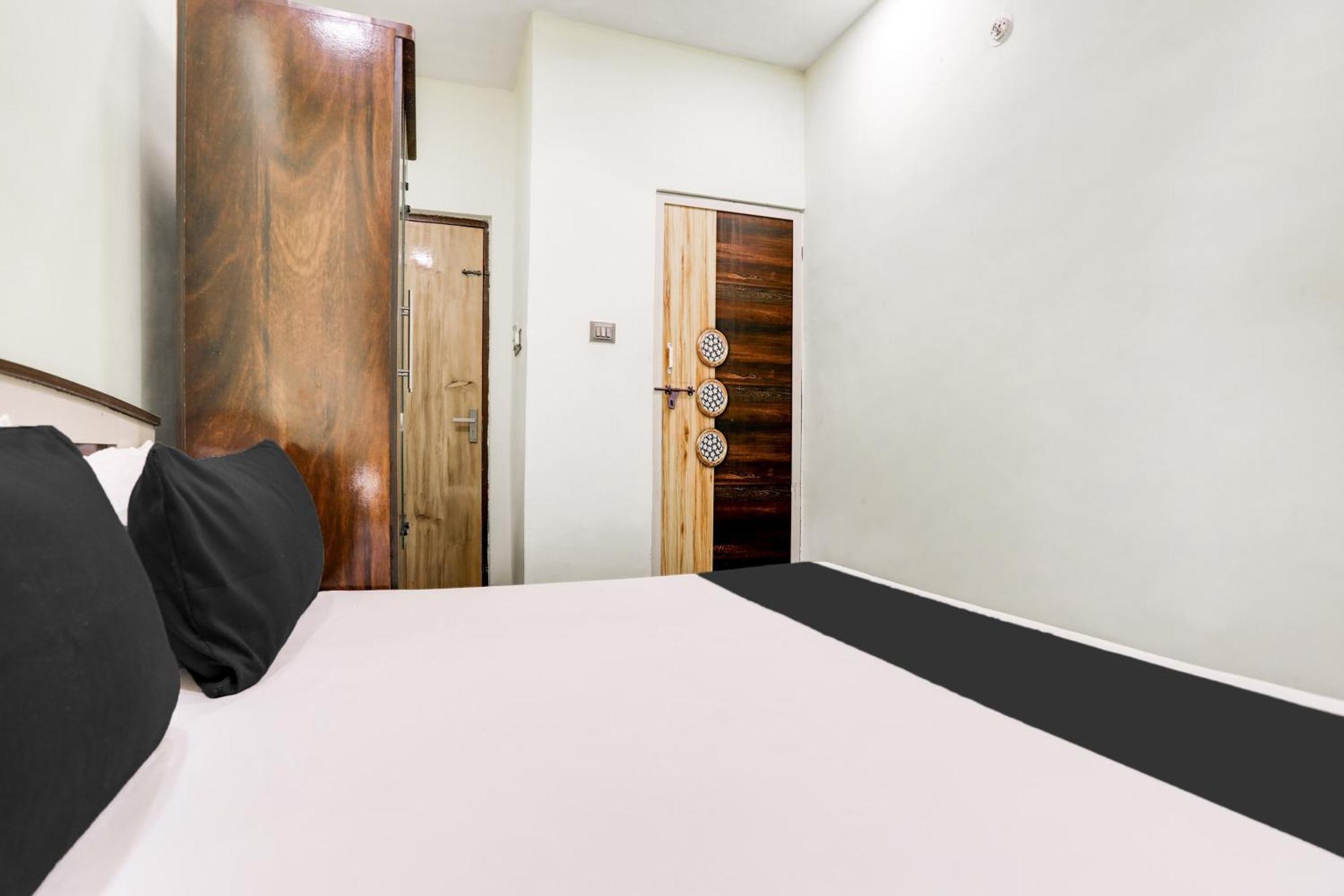 Hotel O Rmd Hotel Raipur  Exterior photo